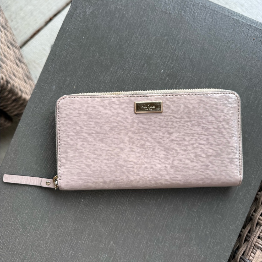 Kate Spade Pink Wallet